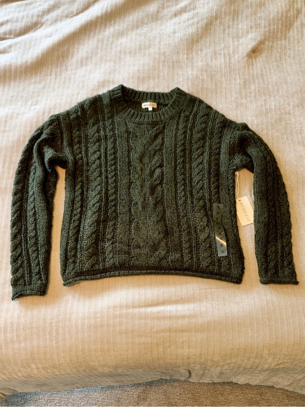 Cozy Cable Crewneck Sweater - Dark Green